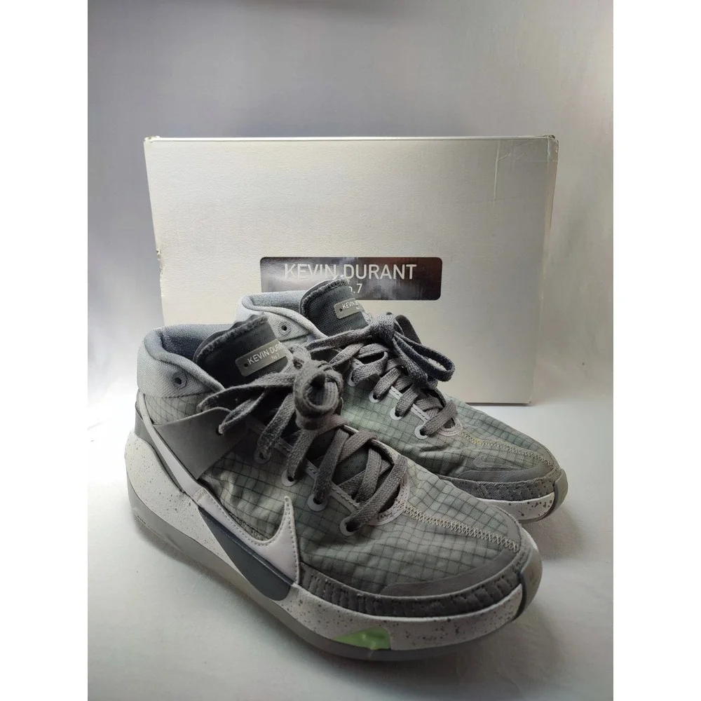 Nike KD 13 Cool Grey White Smoke Grey Basketball Mens US 7.5 CK6017-001